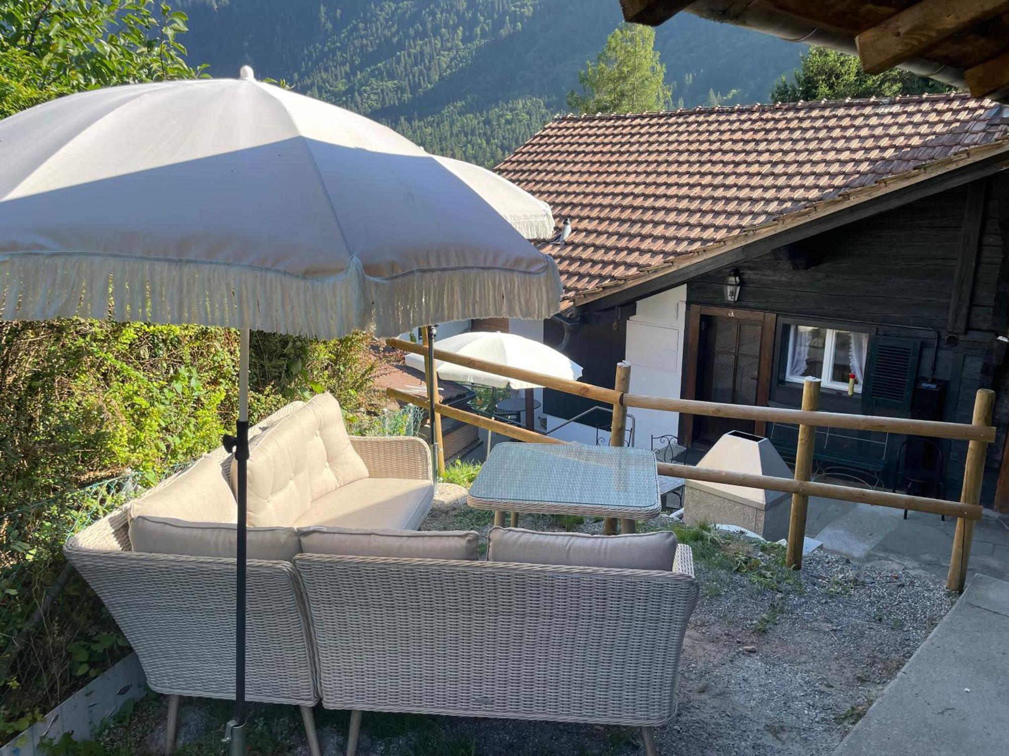 Charming Alpine Retreat By Apartments Capricorn Gsteigwiler Exteriér fotografie